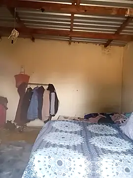 Snapshot of Curvycandy95 chatting on October 2025 04:56:02 AM Curvycandy95 online show from October 2025 04:56:02 AM