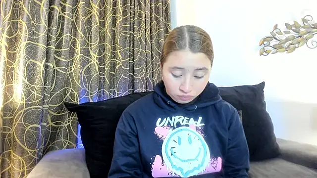 Snapshot of mia_skys chatting on February 2026 11:20:01 AM mia skys online show from February 2026 11:20:01 AM