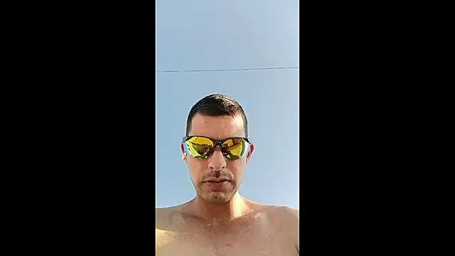 Greek crazy couple online show from October 2025 01:54:01 PM