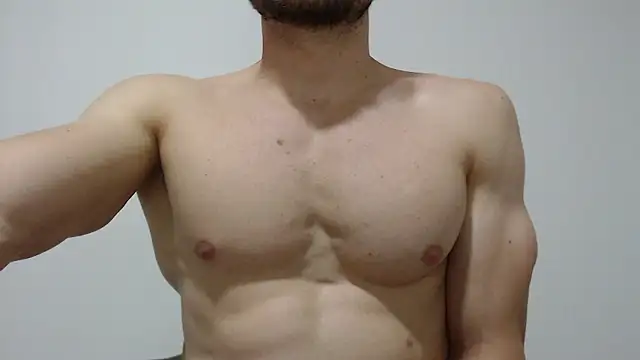 Snapshot of Rocky_Muscle chatting on January 2026 09:51:02 PM Rocky Muscle online show from January 2026 09:51:02 PM