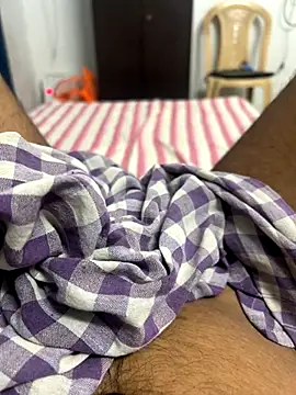 Snapshot of usermood2000 chatting on September 2025 06:28:02 AM usermood2000 online show from September 2025 06:28:02 AM