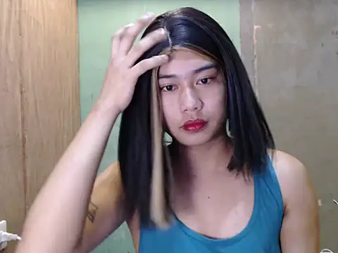 Snapshot of CrimsonSecret chatting on August 2026 10:36:01 AM CrimsonSecret online show from August 2026 10:36:01 AM