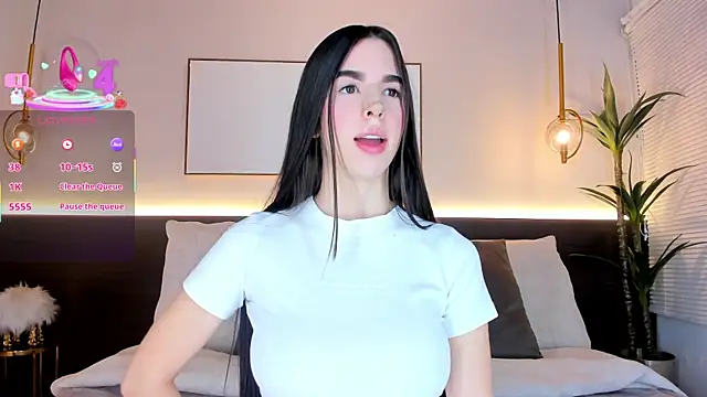 SolAvelar online show from January 2026 03:11:02 AM