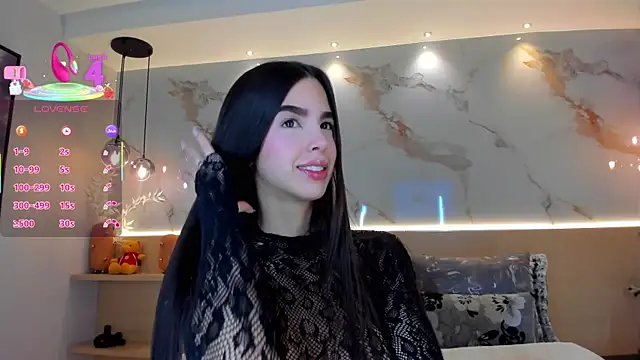 Snapshot of SolAvelar chatting on March 2026 01:23:02 AM SolAvelar online show from March 2026 01:23:02 AM