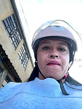 -Mia1 online show from January 2026 11:58:01 AM