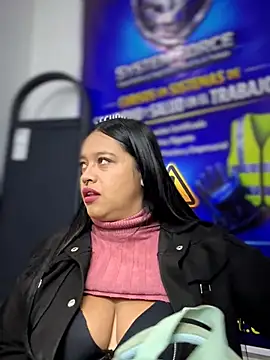 -Mia1 online show from March 2026 12:23:01 PM