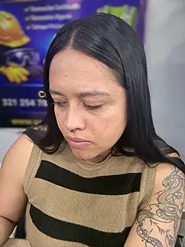 Snapshot of -Mia1 chatting on April 2026 01:41:02 PM -Mia1 online show from April 2026 01:41:02 PM