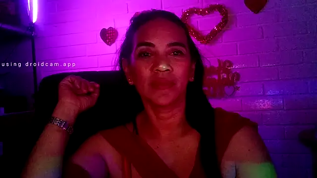 Snapshot of MiiaVelasquez chatting on February 2026 04:39:02 AM MiiaVelasquez online show from February 2026 04:39:02 AM