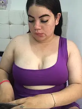 Kuromy x online show from April 2026 07:25:01 PM