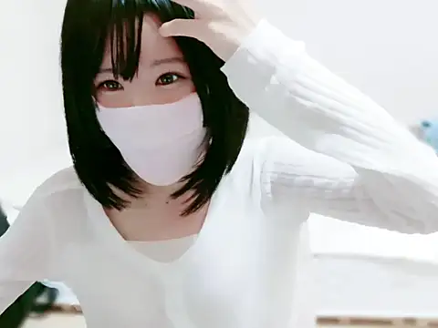 Snapshot of maika_chan chatting on October 2025 04:02:01 AM maika chan online show from October 2025 04:02:01 AM