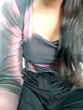 Snapshot of cute_parii_ chatting on October 2025 10:10:02 AM cute parii online show from October 2025 10:10:02 AM