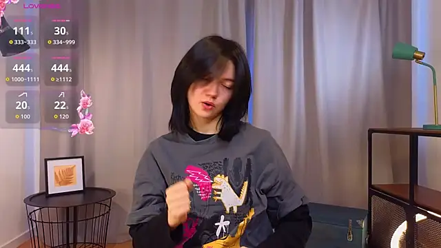 PamilaGrassle online show from October 2025 04:09:02 AM