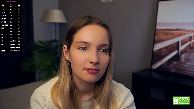 HongTomczak online show from October 2025 07:31:02 AM