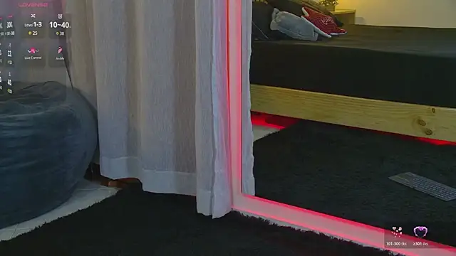 Snapshot of emma_morales_ chatting on February 2026 01:27:02 PM emma morales online show from February 2026 01:27:02 PM