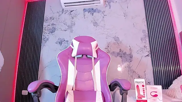 Mia Duarte1 online show from October 2025 07:27:01 PM