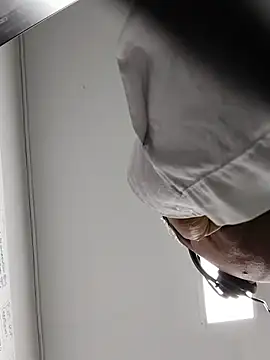 danigarci2307 online show from March 2026 09:41:01 PM