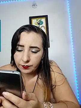 isabella lovem online show from November 2025 07:46:02 PM