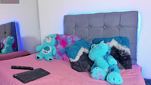 Snapshot of Playboy_Andersex chatting on September 2025 06:11:02 PM Playboy Andersex online show from September 2025 06:11:02 PM