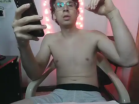 LiamMason online show from January 2026 03:23:01 AM