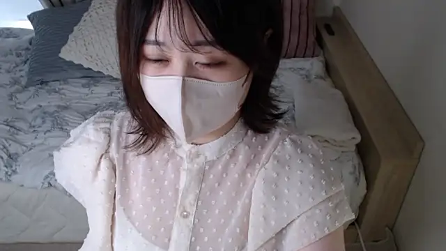 Snapshot of mi__san chatting on September 2025 02:27:01 AM mi  san online show from September 2025 02:27:01 AM