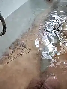 Snapshot of Ericketaurore chatting on September 2025 02:16:02 PM Ericketaurore online show from September 2025 02:16:02 PM