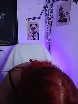 Snapshot of Bathory_Mia666 chatting on December 2025 11:28:02 AM Bathory Mia666 online show from December 2025 11:28:02 AM