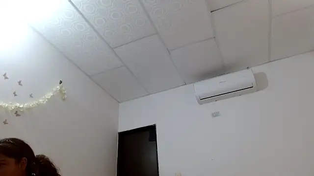 69smallstar online show from November 2025 07:13:01 PM