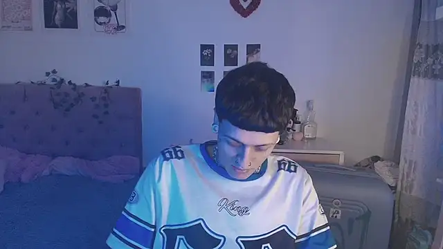 Snapshot of 2cyboy_ chatting on September 2025 09:14:02 PM 2cyboy online show from September 2025 09:14:02 PM