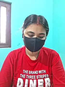Snapshot of DivyaBhabhi69@xh chatting on May 2026 06:00:02 AM DivyaBhabhi69xh online show from May 2026 06:00:02 AM
