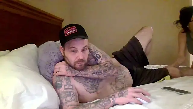 RaynLiz online show from January 2026 01:59:02 PM