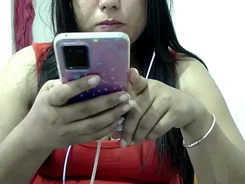 Snapshot of Mon-Luv chatting on February 2026 08:57:02 AM Mon-Luv online show from February 2026 08:57:02 AM