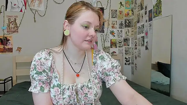 WonderConnie1 online show from June 2026 09:32:02 AM