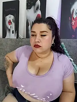 SafiroFer online show from November 2025 09:26:02 PM