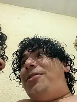 Casal-foda braba online show from June 2026 09:50:02 PM