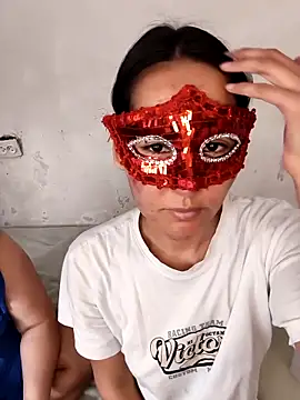 Luu-Lii777 online show from March 2026 04:18:02 AM