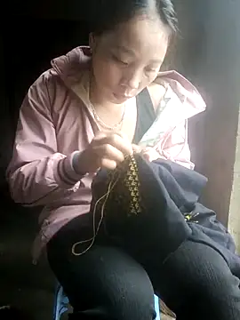 Snapshot of Phuong_xxx chatting on December 2025 01:24:02 AM Phuong xxx online show from December 2025 01:24:02 AM