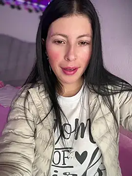 Mia salinass online show from April 2026 05:51:01 PM