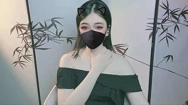 Sparkly Candy online show from November 2025 03:01:01 PM