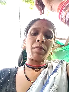 Snapshot of Xx_pooja chatting on September 2025 10:49:02 AM Xx pooja online show from September 2025 10:49:02 AM