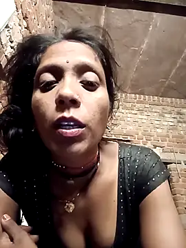 Snapshot of Xx_pooja chatting on September 2025 06:57:02 PM Xx pooja online show from September 2025 06:57:02 PM