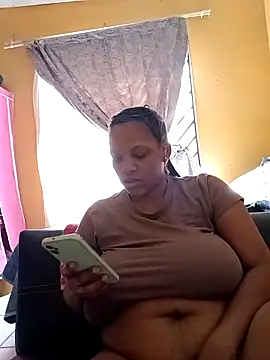 HappygalTheQueen online show from November 2025 12:15:02 PM