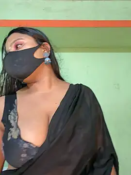 Snapshot of Shneeha_le chatting on April 2026 04:38:01 PM Shneeha le online show from April 2026 04:38:01 PM