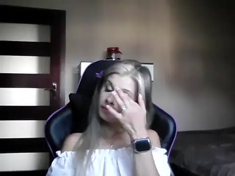 KristineGlow online show from September 2025 06:13:01 AM