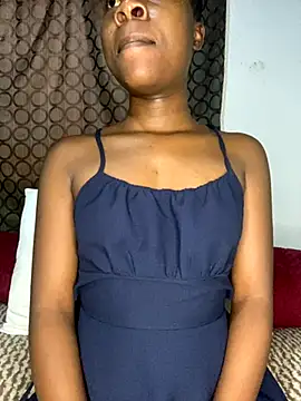 Snapshot of Crazyqueenxxx chatting on November 2025 11:27:01 AM Crazyqueenxxx online show from November 2025 11:27:01 AM