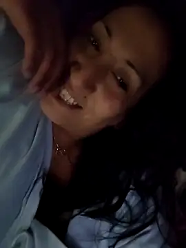 ivonne 9 online show from October 2025 10:54:02 PM