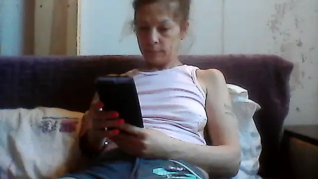Snapshot of Milana38 chatting on July 2026 08:19:01 AM Milana38 online show from July 2026 08:19:01 AM