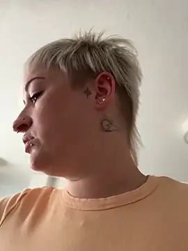 Rozendefotz online show from October 2025 07:17:01 AM