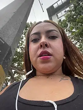 Tamara valentine online show from November 2025 09:03:02 PM