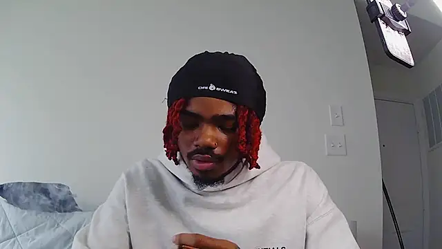 Snapshot of risktakinndolo chatting on September 2025 05:40:02 PM risktakinndolo online show from September 2025 05:40:02 PM