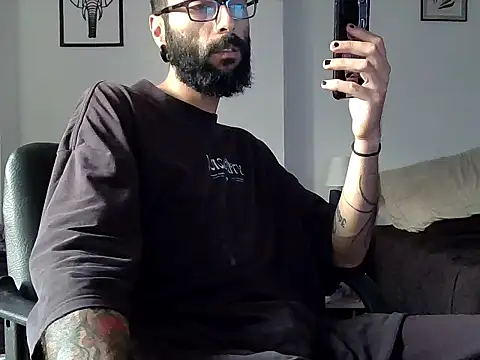 king masterr420 online show from March 2026 11:00:02 PM